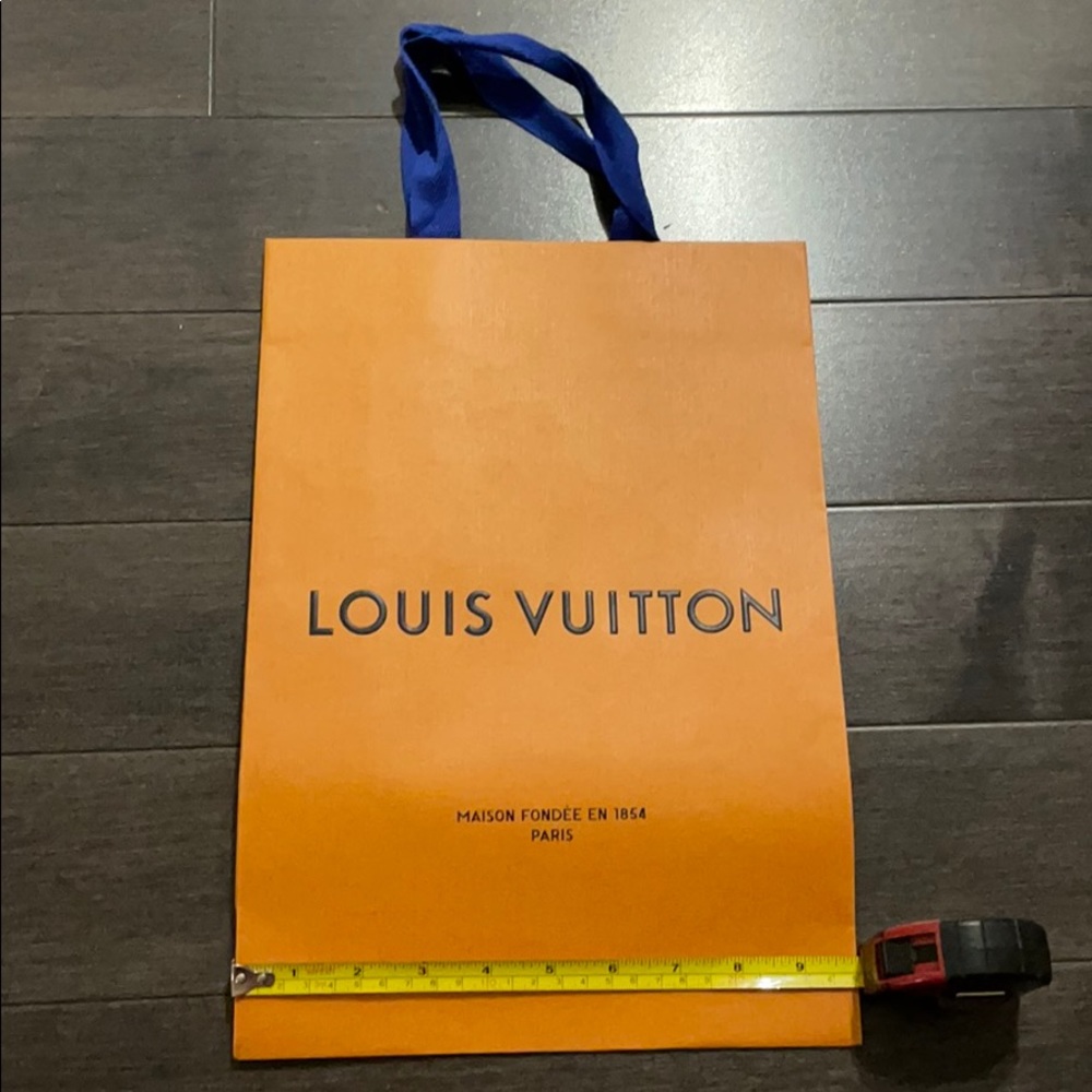 Authentic Louis Vuitton LV paper bag medium size